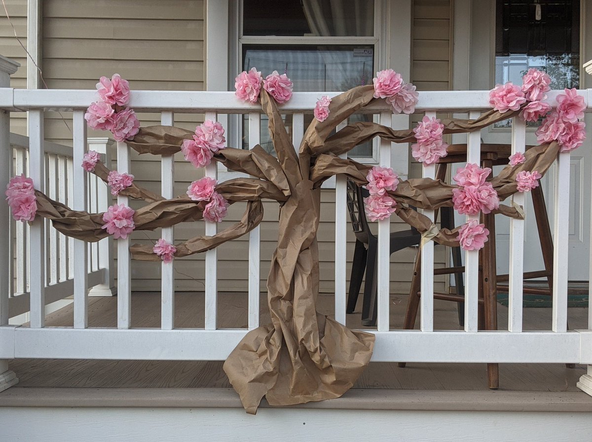 trieb4anc's tweet image. For the #PetalPorchParade, my wife and I made a 🌸 cherry tree out of paper! We'll see how it holds up this month 😅. Stop by and see us on the 2200 block of Otis St NE. @CherryBlossFest @WoodridgeDC