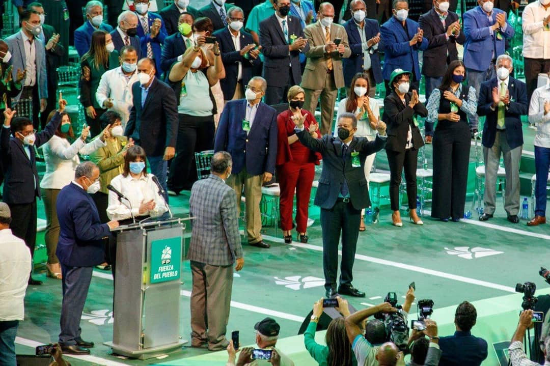 Este  congreso marca el presente y el futuro de nuestro país, somos #LaFuerzaDelPueblo , <a href="/franklinalm/">Franklin Almeyda</a> querido profesor lo logramos, y hoy tod@s nos sentimos orgullosos de construir esta nueva historia.
 #fuerzadelpueblo #congresodelpueblo 
#PlenariaExitosaFP <a href="/FPcomunica/">@Fuerza del Pueblo (FP)</a>
