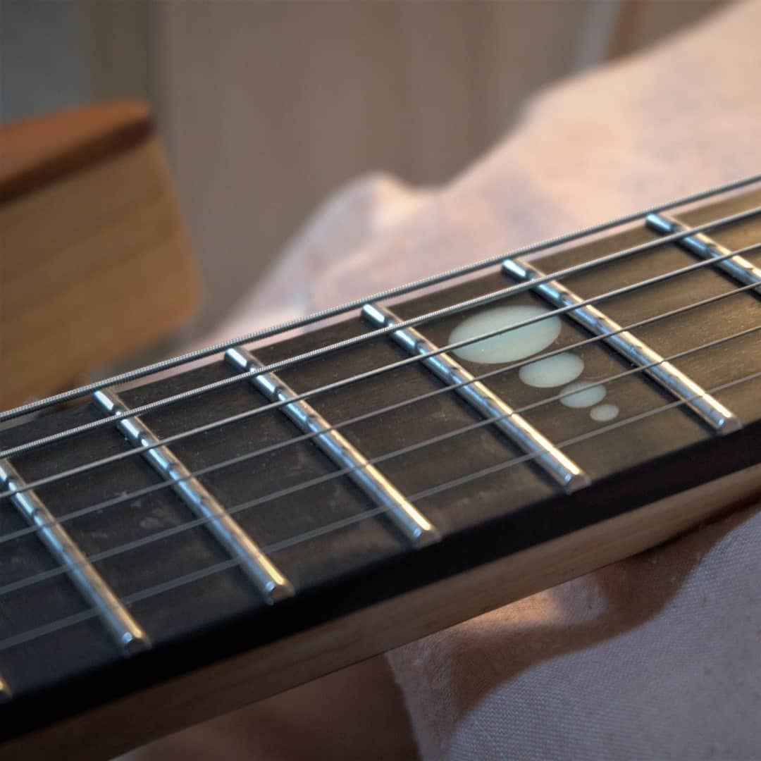 strandbergGuit's tweet photo. Getting up close and personal on this Boden OS from @djazzyboi. 🔍
#strandbergguitars #strandberg #repost #guitar #headlessguitar #boden #bodenos #feelbettersoundbetter #goheadless https://t.co/ydfrZL6tGj