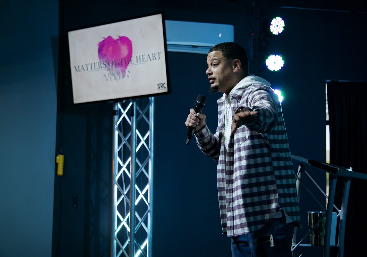 landing_place's tweet photo. Check out today’s sermon premiering at 7:30 https://t.co/4vFCNv5ruj https://t.co/TzOo3k6zXH