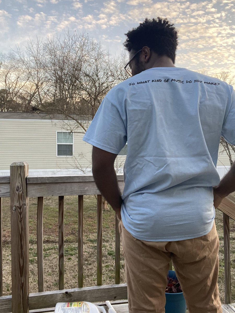 heyherb's tweet photo. GIVEAWAY TIME!!!

Alongside my new EP coming out in a few months I will have a small amount of merch available as well. 

To enter all you have to do is Follow and Retweet. Winner will be chosen in two weeks and receive a shirt of their choosing

Thank you for all your support ❤️ https://t.co/3IXsLTqOzQ