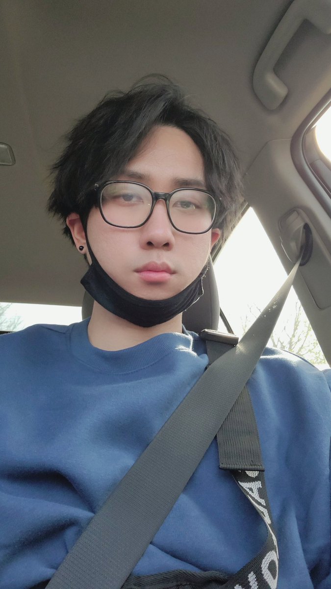 simplyShao_'s tweet photo. Hmm https://t.co/g9o7WmVnHl