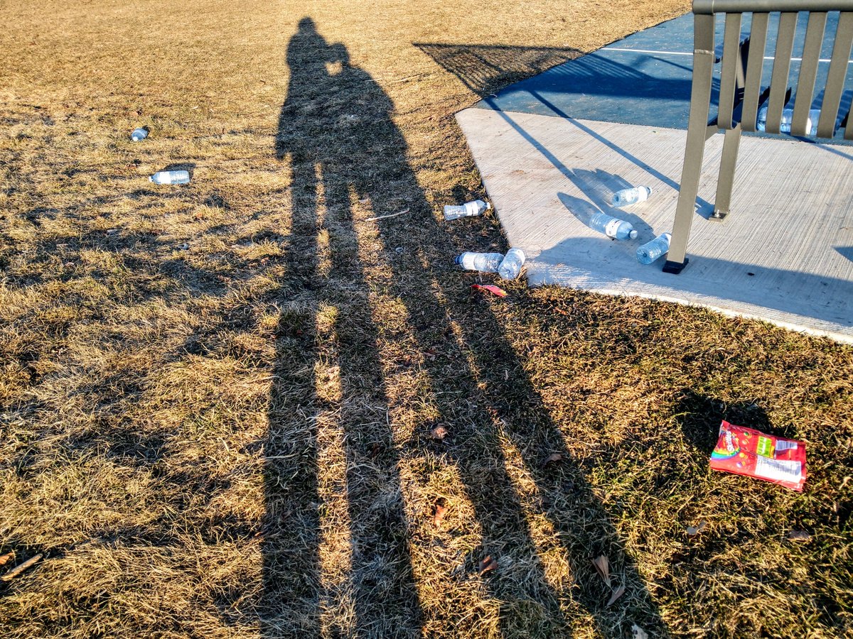 IrisRussak's tweet photo. Took an evening walk to pick up all the garbage left behind by the basketball players today in West Park. Not cool, kids!

@ygkwestpark @MIHomeYGK #notcool #savetheturtles #dontlitter #pickupafteryourselves https://t.co/KNcSdHpMA1