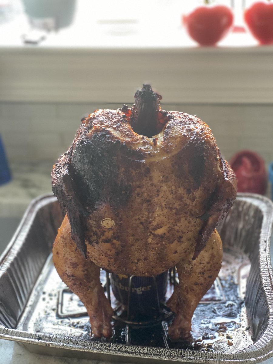 CHartman3508's tweet photo. First beer can chicken of the season was a success! Love the start of @BigGreenEgg grilling season!
#BigGreenEgg
#QuickCook
#SpringIsClose https://t.co/TslZFFd2QR