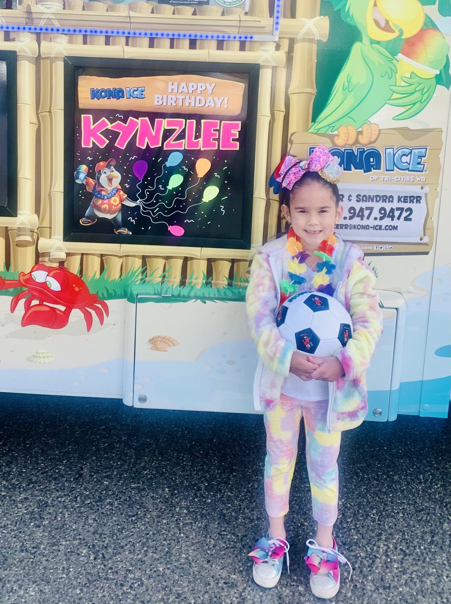 KonaIceofTCWA's tweet photo. HAPPY BIRTHDAY &amp; Thank you KYNZLEE for having Kona Ice out for your Birthday Drive thru celebration!!❤️🐧🍧 https://t.co/z7CxTRMyRI