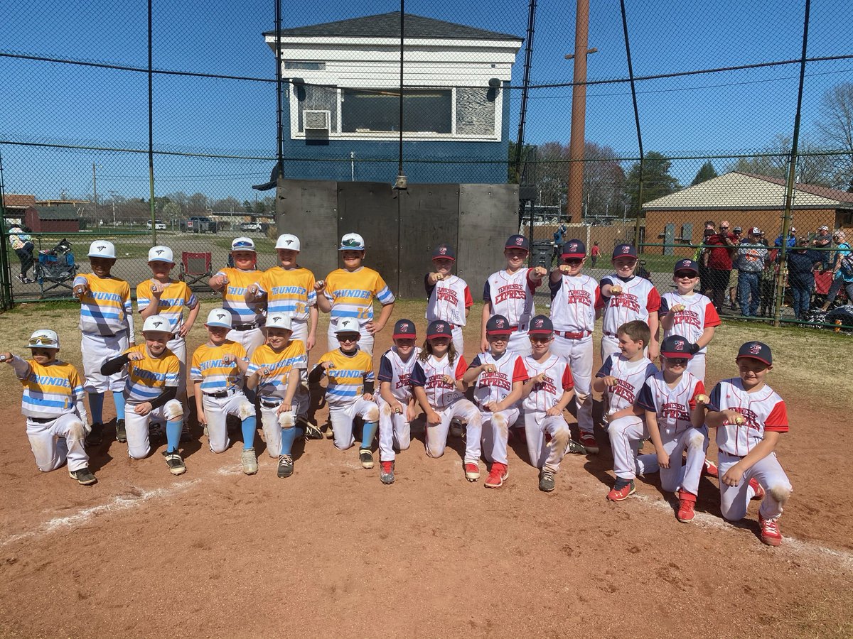 🏆 Hit ‘Em Hard at Barksdale 🏆

10u Division:
🥇 - Tennessee Express

🥈 - Middle Tennessee Thunder 9u
#2DyouthTN