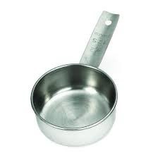 bug_husk's tweet photo. @emcrowlz 1/2 cup measure https://t.co/eg3KfAxtqz