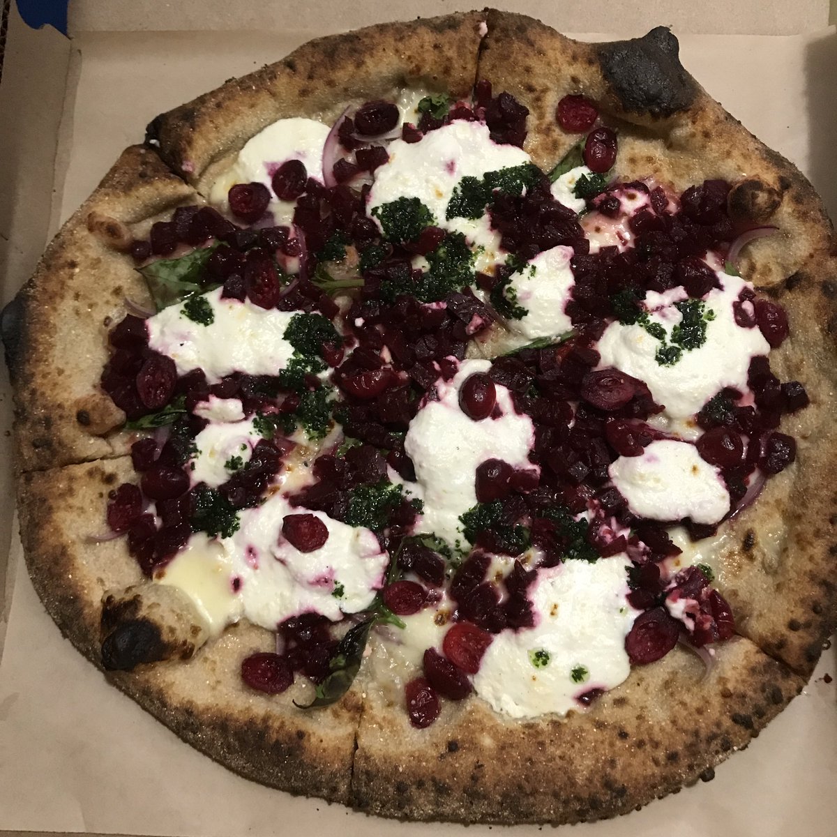 fantailmedia's tweet photo. Doing that #keepcalmandcarryout thing; across the tracks a bit with @NorthernPizzas . #curbsidepickup #pizza  #Minneapolis https://t.co/frfxeS2QXV