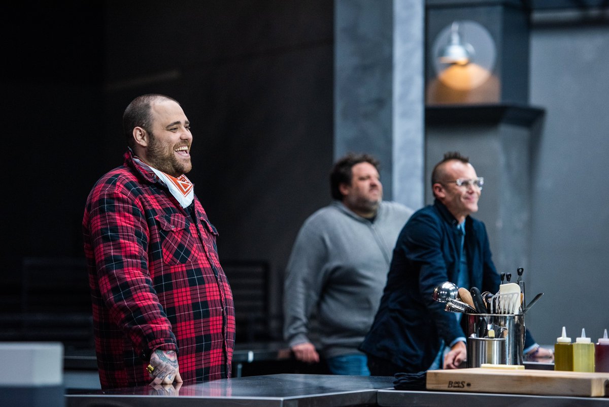 Let’s pause to appreciate @christianpetroni’s double-plaid outfit 🙌 He wins the Best Dressed award for sure. #TournamentOfChampions