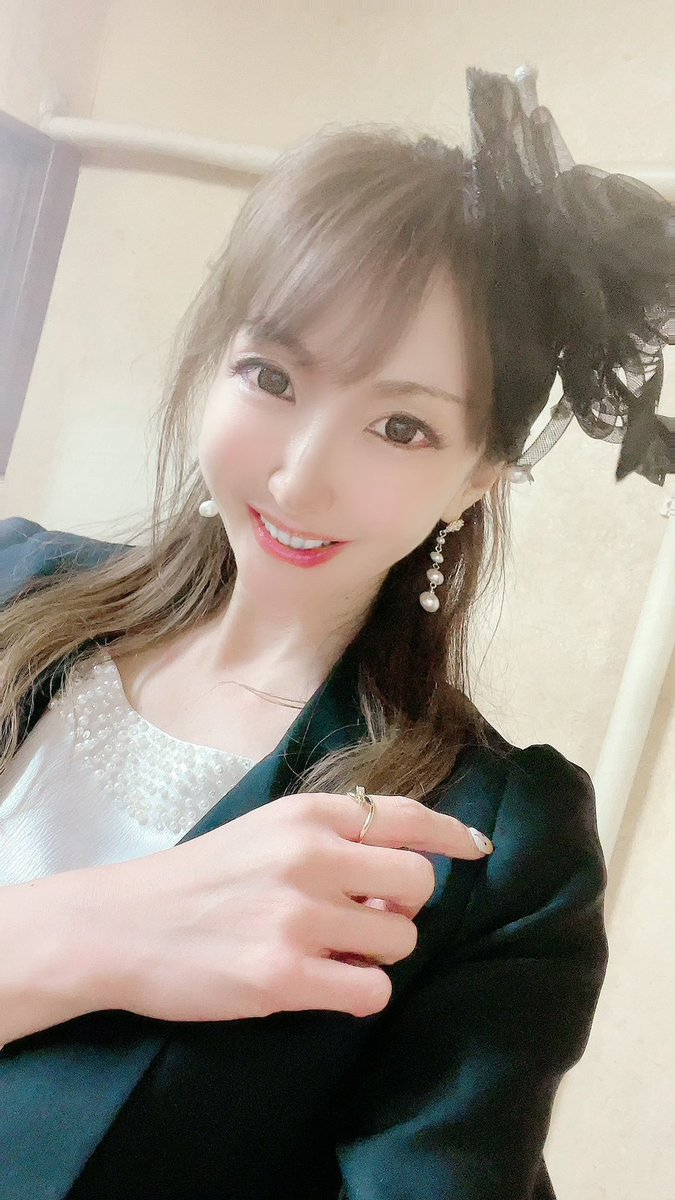 erinaradio's tweet photo. おはようございます(^ν^)
大塚ウェルカムバックさんは
おいしいメニューがたくさん♥️
ライブを見ながら色々食べたり
楽しめるのってサイコーですよね😍✨
パスタも気になります😍
昨日は本当に楽しいライブでした🎶
さあ今日も笑顔溢れる素晴らしい1日をお過ごし下さい🎶
#Welcomebackwb https://t.co/FR8AH3IXAt