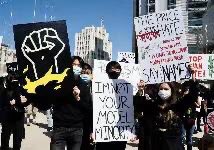 ZSunnyneverland's tweet photo. Rallies and marches across the country, happening in cities and towns, big and small. People have spoken. We stand in solidarity against racism and discrimination. #StopAsianHate #StopAAPIHate #FIREJAYBAKER @danielwuyanzu https://t.co/3c5XiR7hvK
