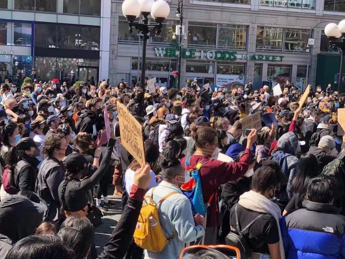 ZSunnyneverland's tweet photo. Rallies and marches across the country, happening in cities and towns, big and small. People have spoken. We stand in solidarity against racism and discrimination. #StopAsianHate #StopAAPIHate #FIREJAYBAKER @danielwuyanzu https://t.co/3c5XiR7hvK