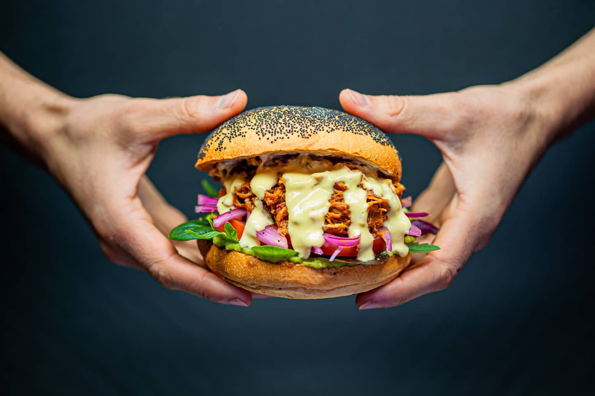 JSeijo3's tweet photo. Desde que saco fotos a la comida, he descubierto un amor absoluto por las hamburguesas 🤤🤤❣️❣️ https://t.co/zdbhKvS7FF