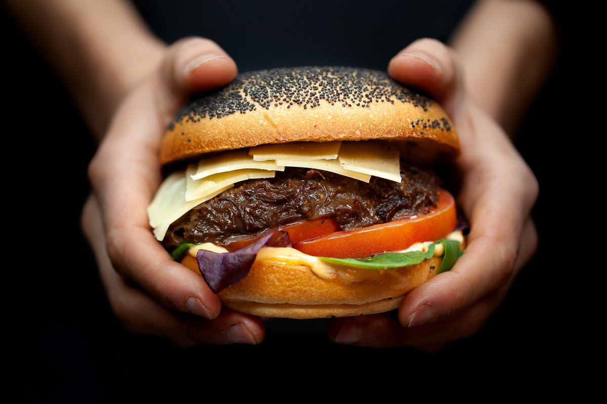 JSeijo3's tweet photo. Desde que saco fotos a la comida, he descubierto un amor absoluto por las hamburguesas 🤤🤤❣️❣️ https://t.co/zdbhKvS7FF