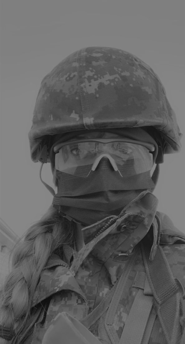 TWilsonOttawa's tweet photo. Well, thatโs it. Sheโs finally home. Done. Finished her ridiculously extended BMQ (thanks for dragging it out over a year, Covid). ๐จ๐ฆ
At the age of 17 she joined the #CAF
Pte Sparling - soldier extraordinaire #Proud #MilitaryMom #SoldierStuff https://t.co/PCxHlGy5yZ