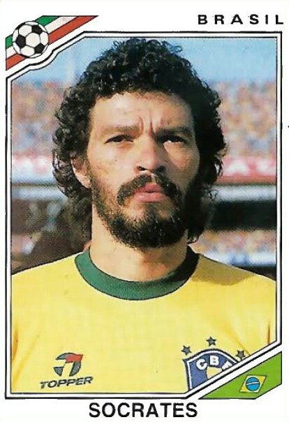 CopaLendas's tweet photo. Sócrates, Brasil 🇧🇷.
Copa do Mundo de 1986, México.
5° lugar. 
2 gols, 5 jogos. #sócrates #brasil #worldcup86 #copa86 #fifa #seleçãocanarinho #doutorsócrates #magrão #democraciacorinthiana #calcanhardeouro #lenda #panini #ShootingforSocrates https://t.co/aAtlPIGoxm