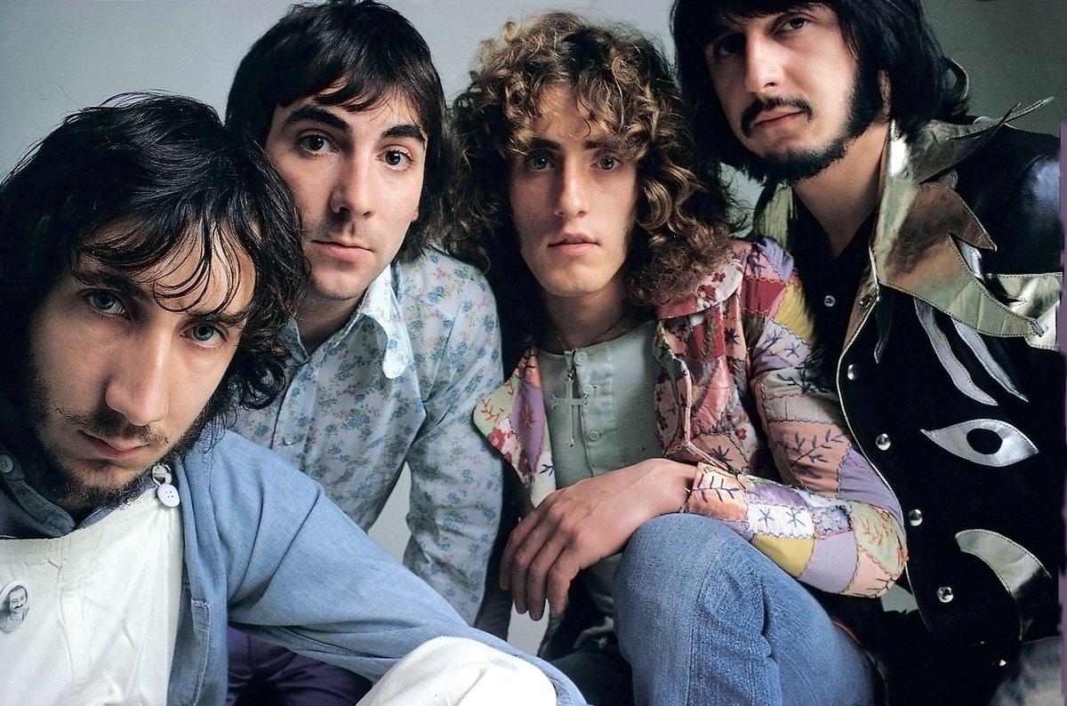 dark_shark's tweet photo. Feedback Loops: How The Who Turned Pop Into Self-Destructive Art #RoyAscott #BrianEno https://t.co/nq1wxh8DdI https://t.co/FpSKEWsL0z