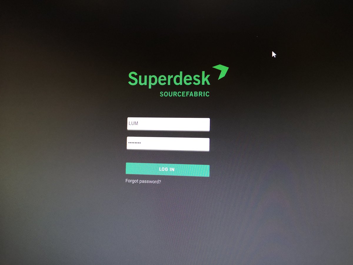 LucMichiels's tweet photo. Een nieuwe lente, een nieuw redactiesysteem. We zijn vertrokken. @Sourcefabric https://t.co/PQKCmj6nNB