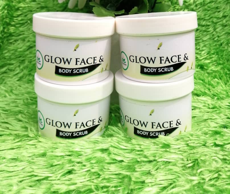 It's Skincare Monday- How are you taking care of your skin today?

Please retweet our target audience might beon your TL
Prophet muhammad | Adekunle Good | Ronaldo | John Wick | Messi #Kano