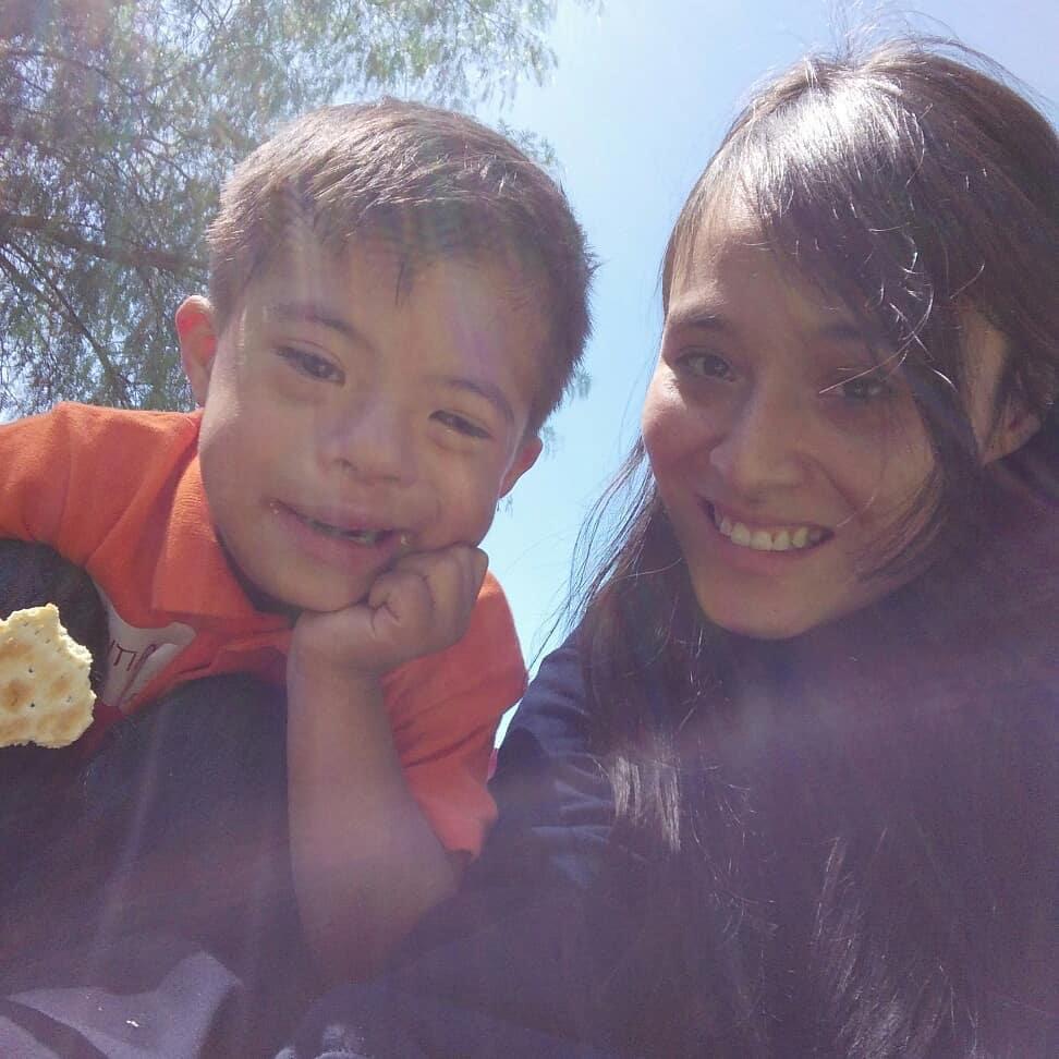 daannii_24's tweet photo. 21 de Marzo día internacional del Sindrome de Down 💜 
" Es increíble cómo el exceso de un cromosoma puede borrar toda la maldad de un ser humano"💜
#diadelsindromededown  #sindromededown #compartiendomomentos #pureza #nobleza #21marzo  #worlddownsyndromeday #serdiferenteesnormal https://t.co/yR1MSlWUIx