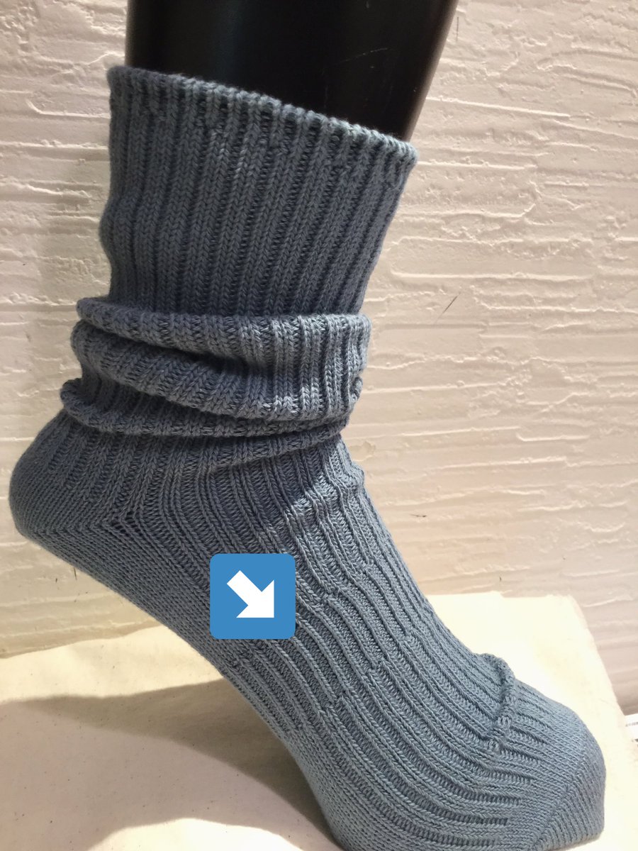 靴下屋仙台セルバ店 Spring Pairsocks パッケージもオシャレで可愛いペアソックス入荷しました カジュアル ストリートファッションに相性抜群 厚みがあるのでボリュームがしっかり出るのに足首下は若干生地薄なので靴を選ばない サポート付き