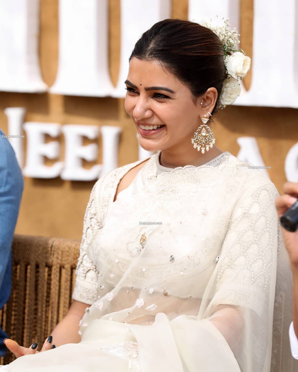 OdishaSam's tweet photo. Perfect person to make your day! ❤️❤️❤️@Samanthaprabhu2 #SamanthaAkkineni
#AOSF https://t.co/QsREZI99Mg