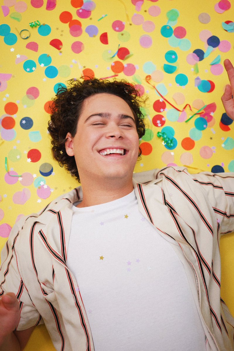 ‘SAY TO MYSELF’ OUT FRIDAY! THIS IS MY FAVOURITE SONG 💔 PRE-SAVE NOW ffm.to/saytomyself