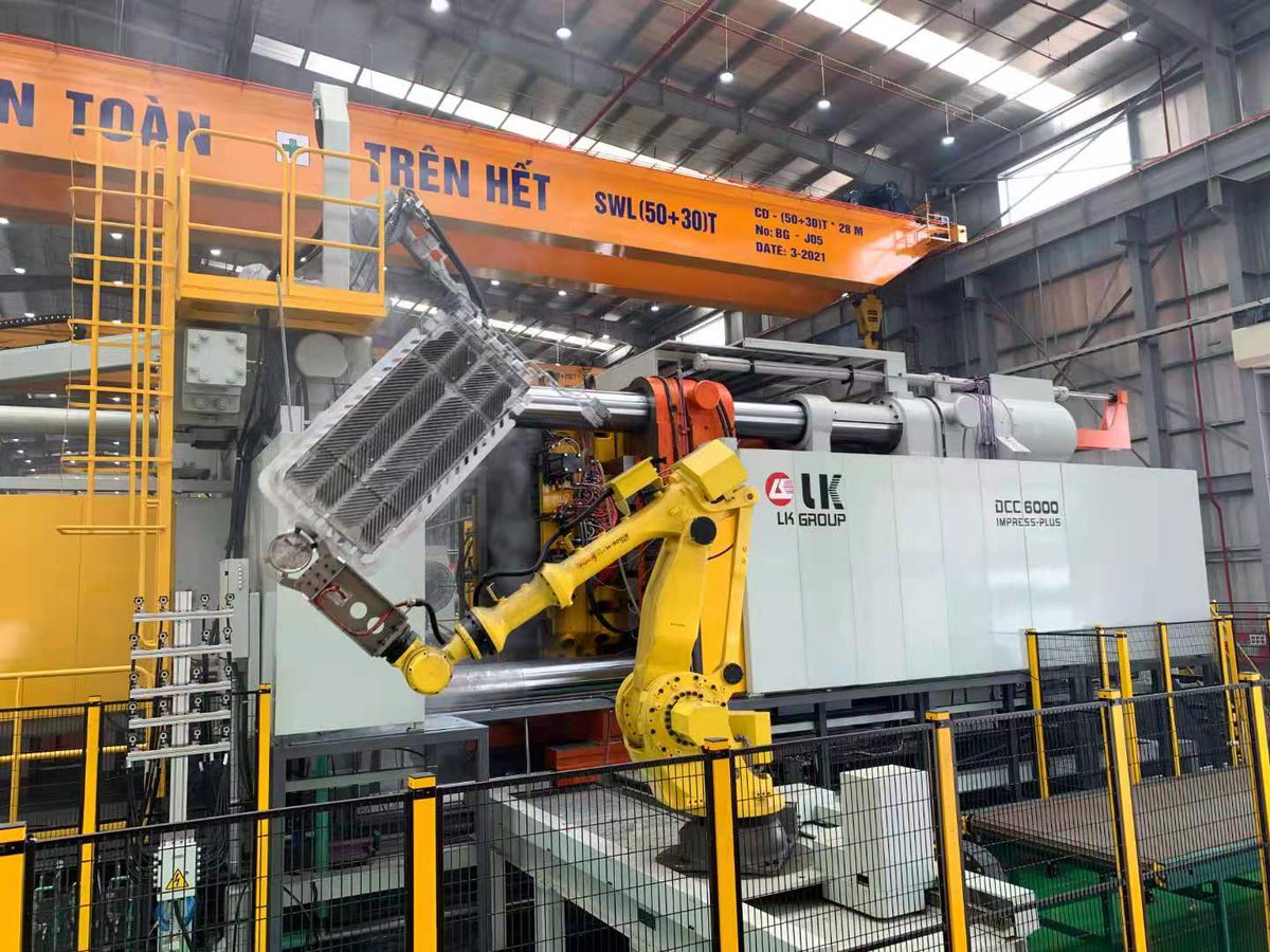 LKMachineryInt's tweet photo. The #evolution of 5G in #manufacturing

Recently, LK IMPRESS-PLUS DCC6000 cold chamber #diecasting #machine was officially put into production at the customer's Vietnam factory.

See the complete article at website: https://t.co/96HF9akVFm

#LKMachinery #IMPRESSPLUS #DCC6000 https://t.co/Bp2k27evJ6