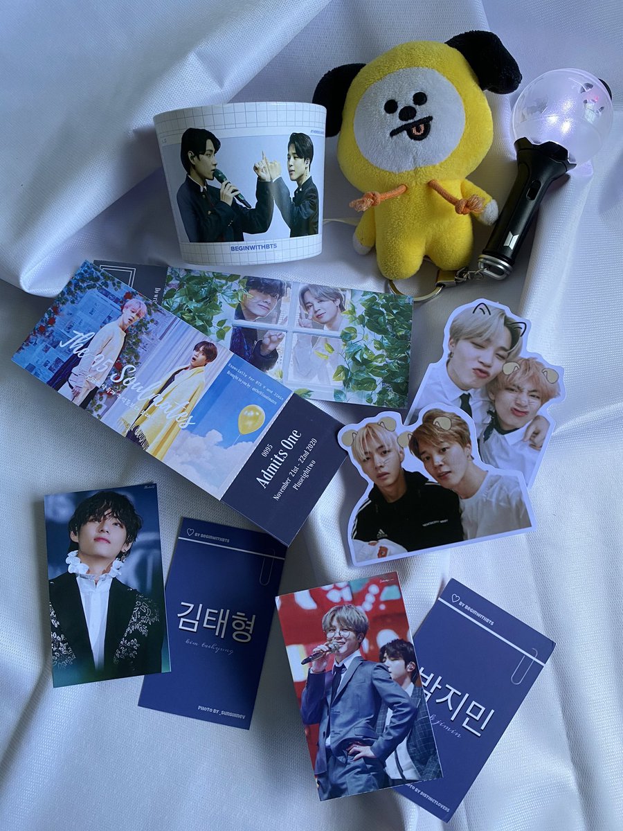the95soulmates's tweet photo. 𝓣𝓱𝓮 95 𝓢𝓸𝓾𝓵𝓶𝓪𝓽𝓮𝓼

We will be attending #95sCAFE | @vminspinkyco to give out the remaining items ✨

Date: 15 May 2021
Time: 5:00PM - 7:00PM
Location: Pluseighttwo 

How to redeem?
💜 Receipt check only

1 set per drink ☕️

#The95soulmates https://t.co/Rfj55CsQU5
