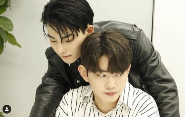 minimoonIight's tweet photo. Why was I just laying here thinking "I wonder if I'll ever go insane..." Maybe I already have. ANYWHO y'all need to watch this BL called Color Rush. Its short and more of a bromance than BL but you know they like each other. I REALLY loved it 🥺 https://t.co/eUZlASCdY4
