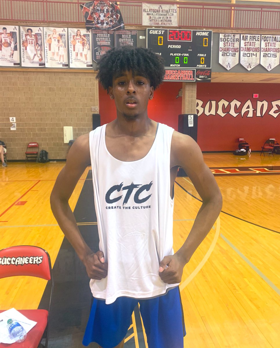 PRO_Movement1's tweet photo. Standouts🔥
@_Ajjj4 | Bowdon
• Gifted underclassmen southpaw that can shoot it from deep and create at a high level
@mathis_carrieun | South Paulding
• 6’6” unsigned senior that is long and active. Great defensively and on the glass.
#CTCComeback https://t.co/xVLajOVqAb