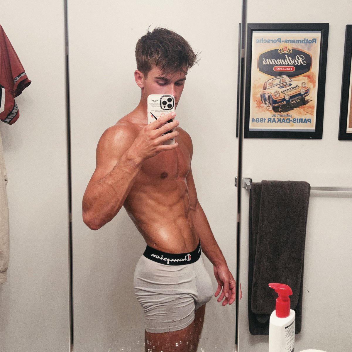 w0lfboi's tweet photo. https://t.co/6gZMwQexXl 🥵💦 https://t.co/RgDtCPABNU