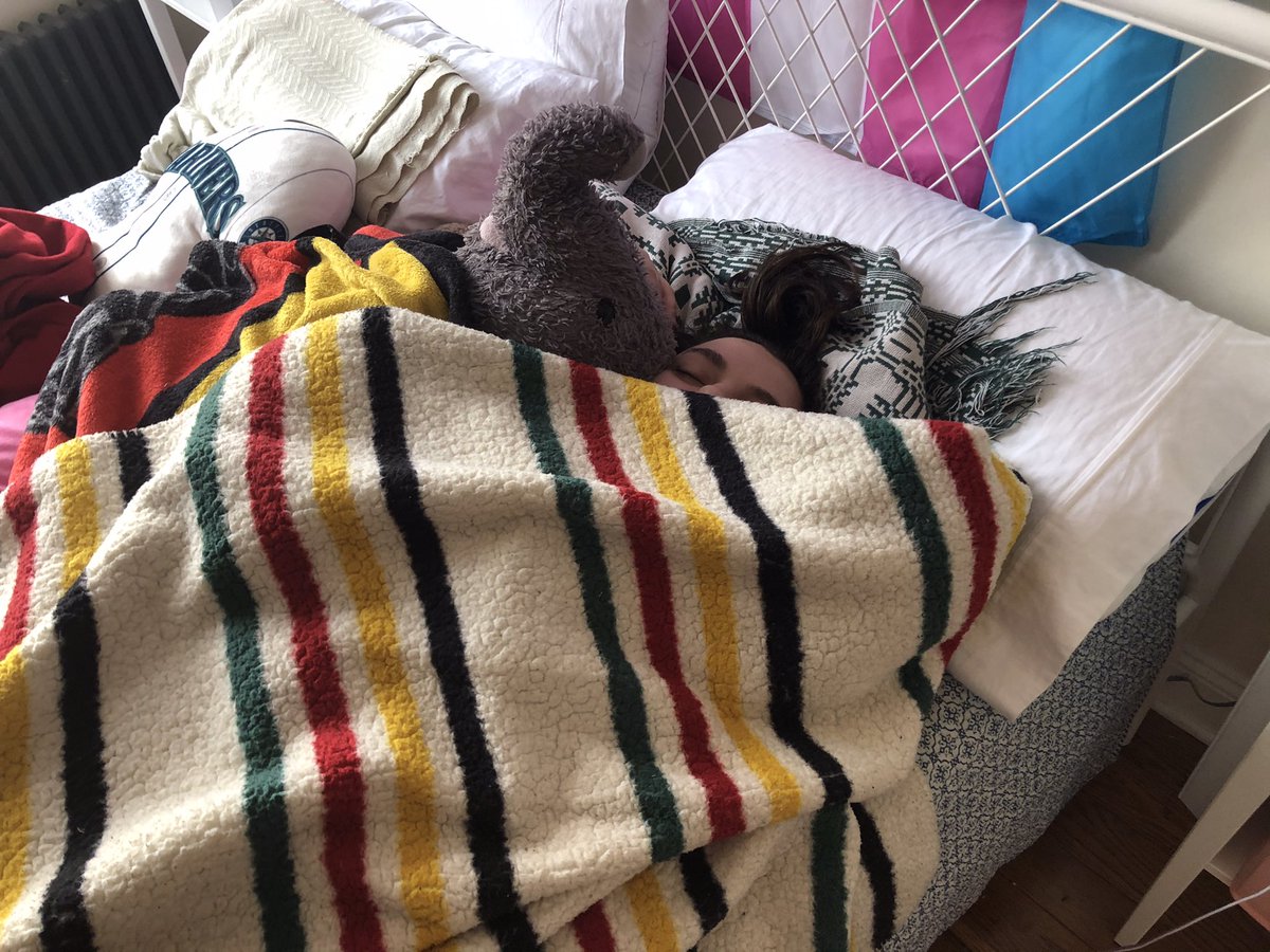 hippofoliage's tweet photo. i’ve been gone from this twitter for a while so here’s how i’ve been since i’ve been here. i’ve been losing my mind, thanks https://t.co/COCk1PbKFm