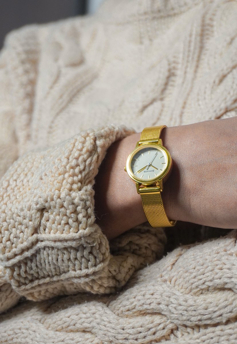 SonataWatches's tweet photo. Sonata presents Ladies Essentials- designed with solid gold plated straps and elegant designs, it is the perfect blend of style and class to complement your look. Shop for yours now: https://t.co/PC3VsKHCmm
#SonataWatches #Essentials #WorkWear #Accessories #Gold #GoldIsBold https://t.co/WJAQpqtazC