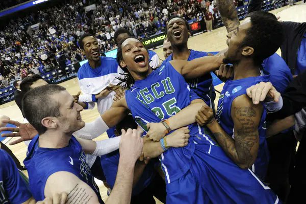 JeffDLowe's tweet photo. 15-seeds to make the Sweet 16:
- Florida Gulf Coast (2013)
- Oral Roberts (2021)

#MarchMadness https://t.co/06qe2C1zyW