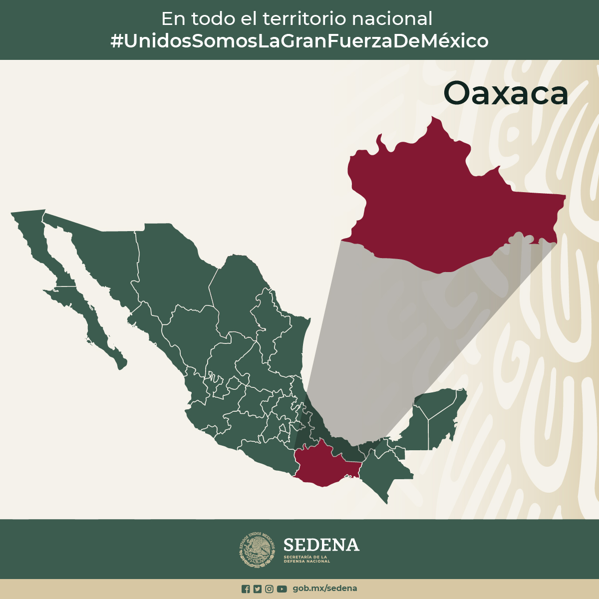 Defensamx1's tweet photo. Elementos pertenecientes a la #46ZonaMilitar  aplican el #PlanDNIIIE sofocando un incendio forestal sobre la carretera Ixtepec-Salinas Cruz, en el kilometro 43-44 del estado de #Oaxaca
#UnidosSomosLaGranFuerzaDeMéxico #CadaDíaCadaSoldadoPorCadaMexicano https://t.co/PE24eHiDNH