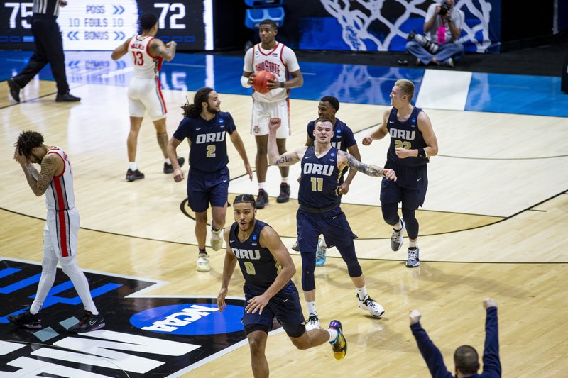 JeffDLowe's tweet photo. 15-seeds to make the Sweet 16:
- Florida Gulf Coast (2013)
- Oral Roberts (2021)

#MarchMadness https://t.co/06qe2C1zyW
