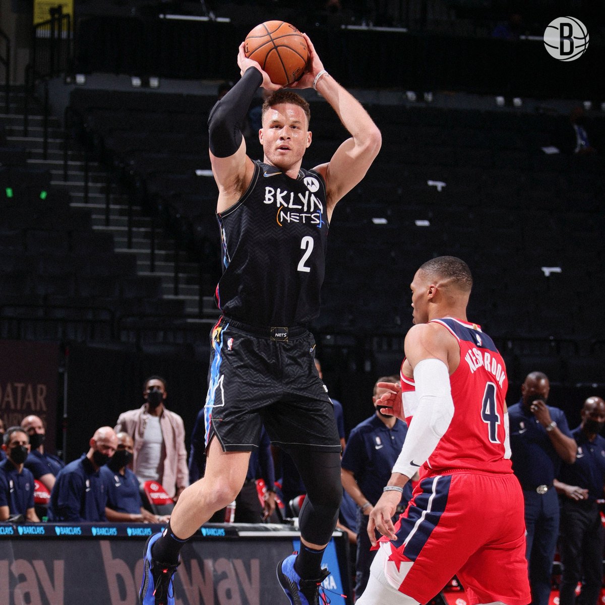 BrooklynNets's tweet photo. Great to see @blakegriffin23 out there tonight 📸 https://t.co/REVOePb2Sc