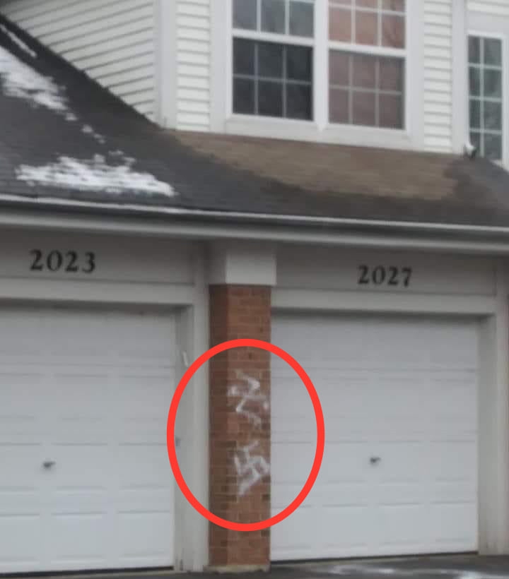 ChabadSecurity's tweet photo. #Swastika next to a #Mezuzah in #Northbrook, #Illinois. #lawenforcement is investigating. https://t.co/ZdnHOzYb87
