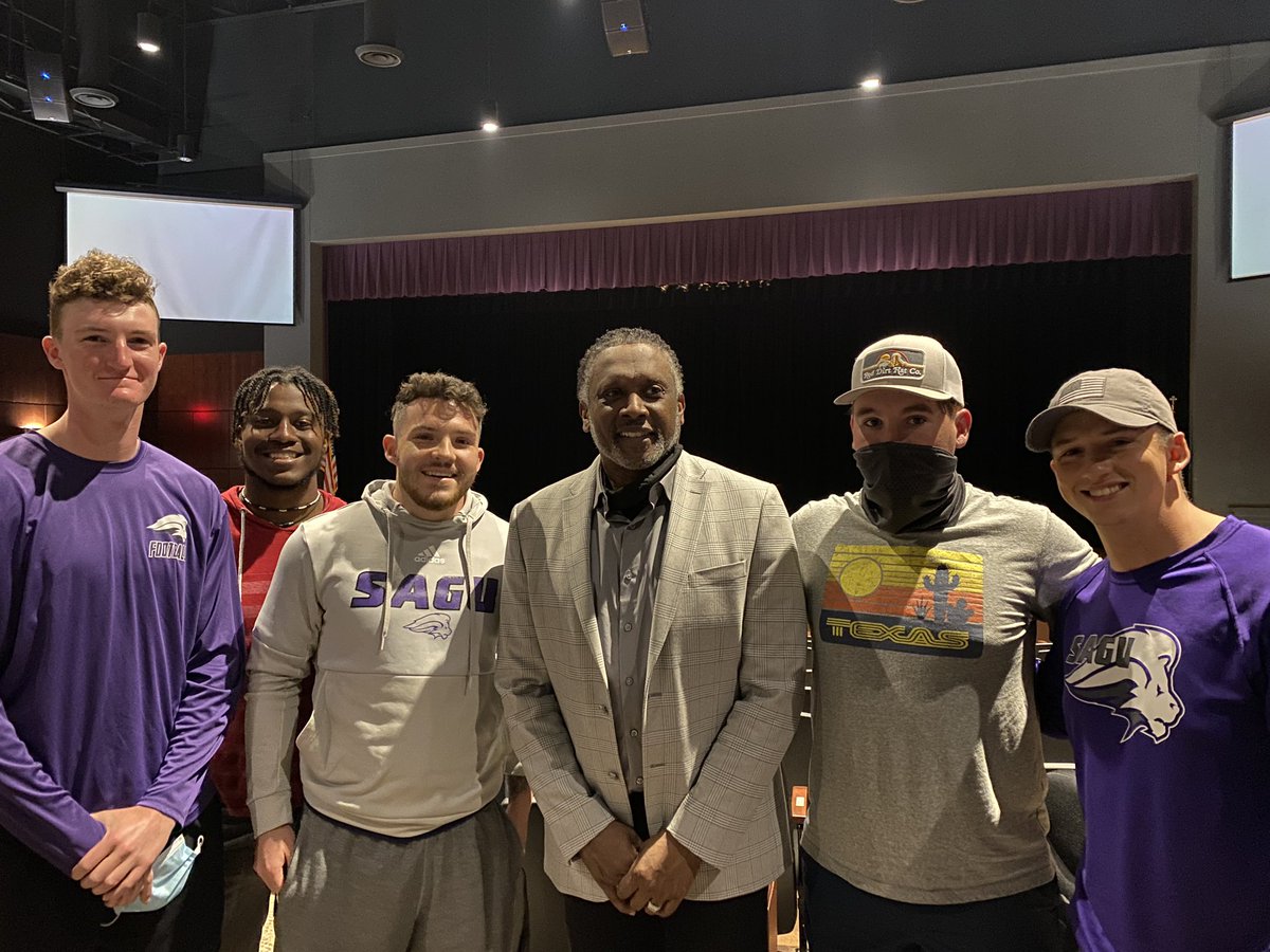 CoachACorbett's tweet photo. It was an honor getting to hear legend Tim Brown speak at FCA this evening! #SAGU3D #Team4 @CoachJohnson99 https://t.co/TN8J4rBpql