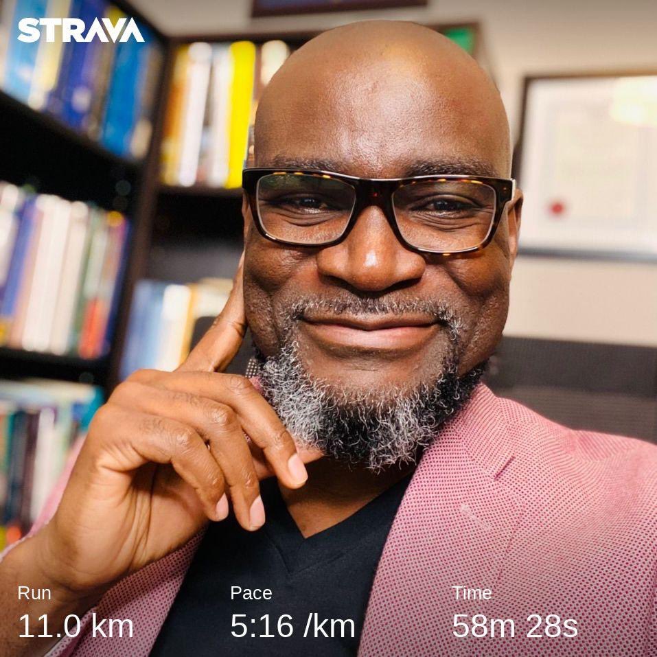 eliasmunshya's tweet photo. Today’s 11 k run, smashed 3 records: 1 K, 5 K, 10 K, and mile. Pace 5’16”.
Never say no to #stamina
This week puts me at 38 k for the week, far less than last week’s.
#chiwempalapatop #runninglawyer #fitlaw #nalelotwaleta #munshyalaw #pacipanda #zambiaomubotu https://t.co/tKNQ6TCIzh
