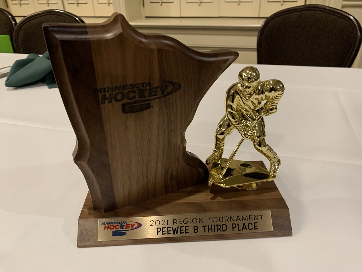 8 straight elimination wins proved one too many, but the boys battled hard and left it all on the ice in a 3-2 loss to OMG Black.  No quit in these boys!  Good luck at State <a href="/Edina_PWB1Green/">Edina PW B1 Green</a> you got this!  #NeverQuit