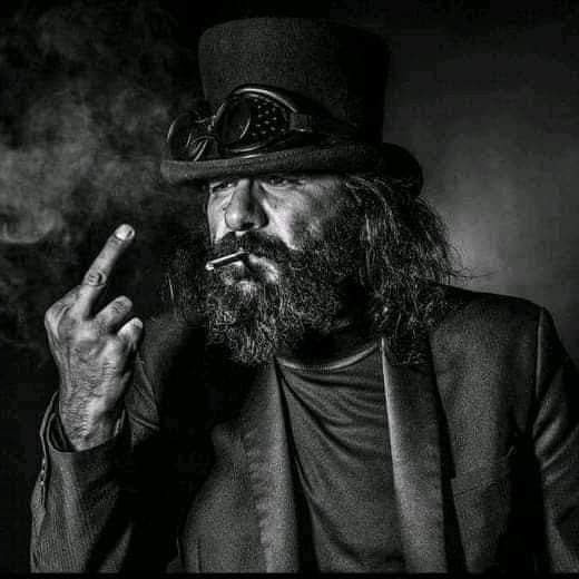 Gremlin_lv's tweet photo. #NewProfilePic https://t.co/81ViR3eVVD