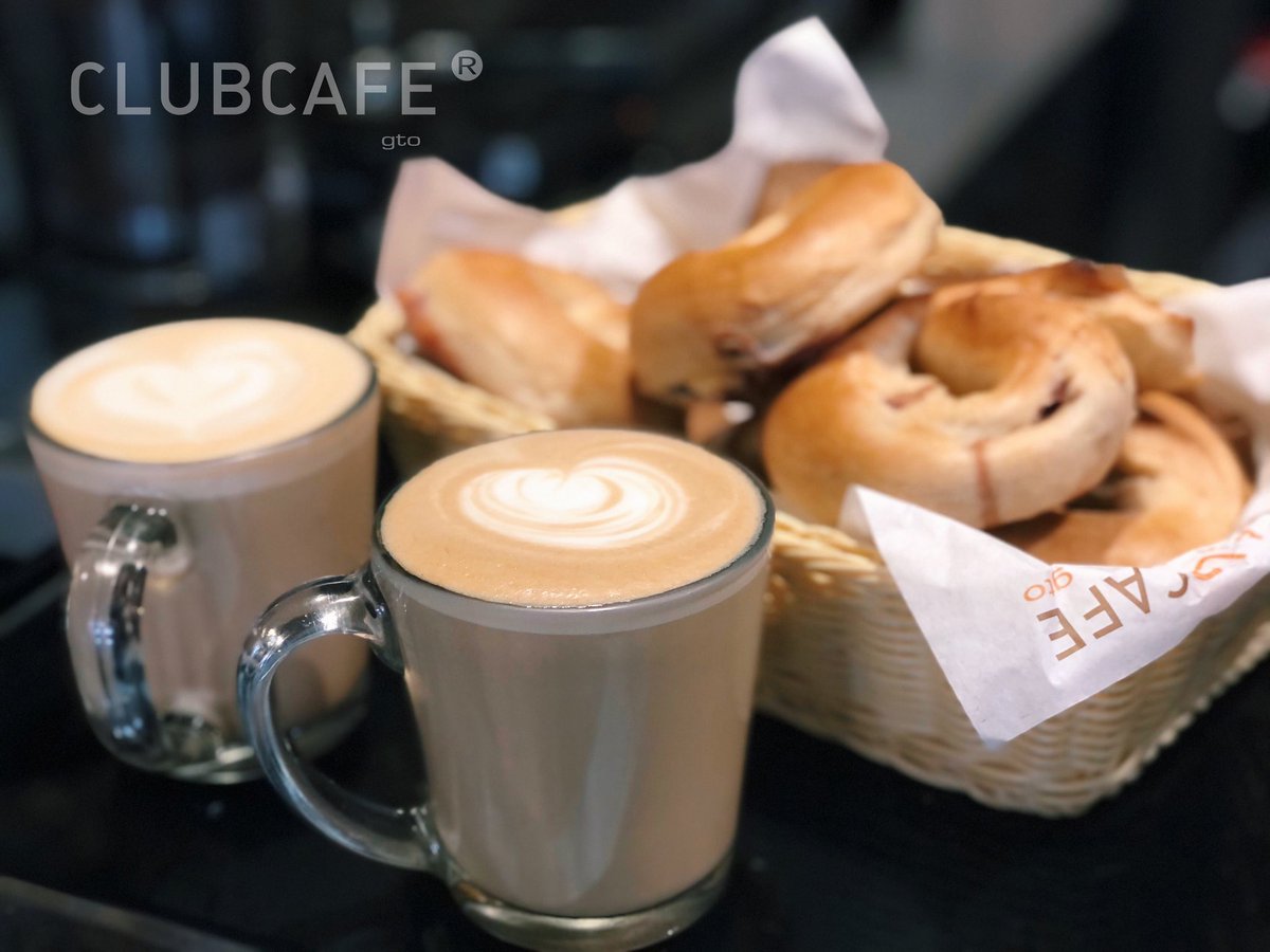 ClubCafeGto's tweet photo. Combo perfecto?
Café con pan!

Ya mañana empezamos la dieta 🥯 #bagels #blueberry #panlovers #coffeetime #sundayfunday #ClubCafe #gto #guanajuato_mx https://t.co/VUwev2iUPU