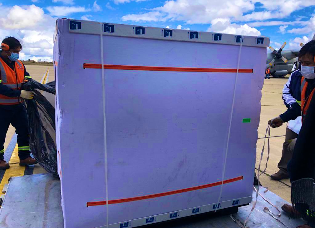 DrSJaishankar's tweet photo. A friendship reaching greater heights. Made in India vaccines arrive in La Paz, Bolivia. 

#VaccineMaitri https://t.co/XLeeqp80R0