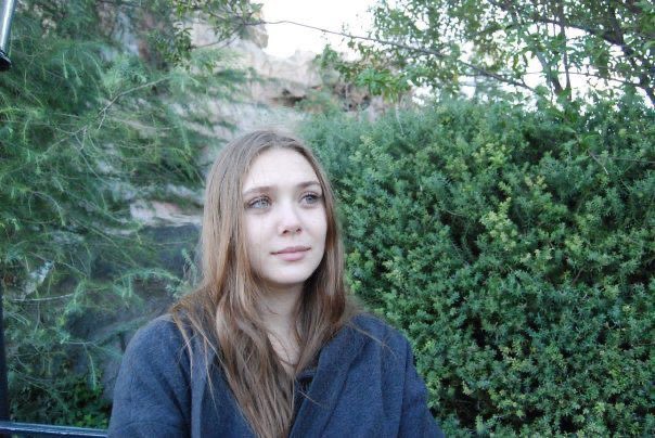 horrorschaos's tweet photo. no thoughts just this picture of lizzie https://t.co/g7L3SciXYX
