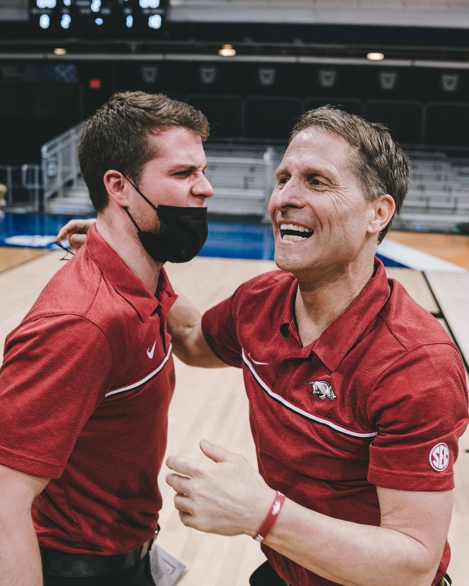 EricPMusselman's tweet photo. Nothing like heading to the Sweet 16 with @michaelmuss_13! @marchmadness https://t.co/Y62ooeeCGu