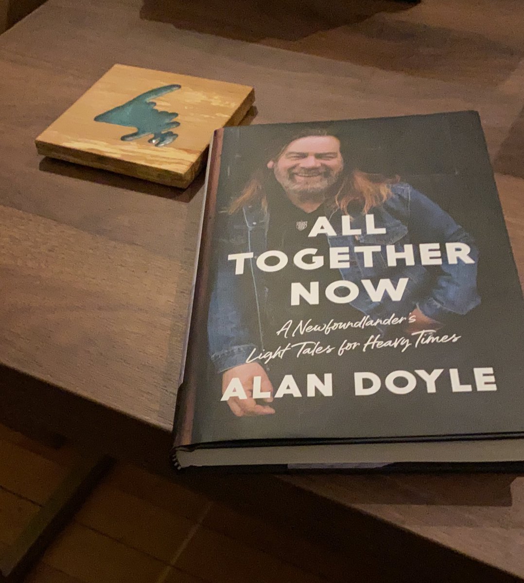 Nothing like a few pub stories to make a home-sick-move to Ottawa during a pandemic a little better. Thanks for this one <a href="/alanthomasdoyle/">Alan Doyle</a>, what I’d do to play another set at the Petty Harbour community centre after reading this!