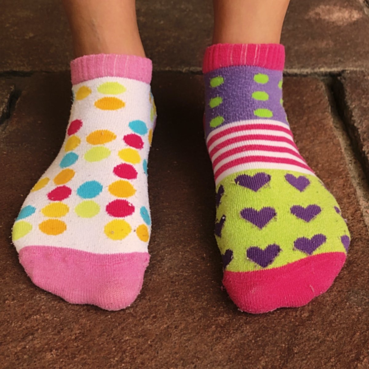 ggblanc7's tweet photo. ¡Día mundial del Síndrome de Down! 🧦
#Rockyoursocks  #Lotsofsocks  #WorldDownSyndromeDay https://t.co/n9oLeHfNn1
