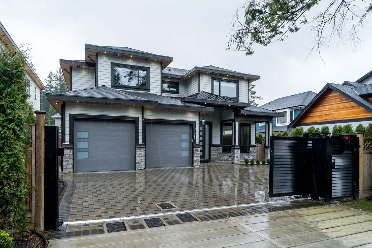CotalaMarketing's tweet photo. NEW 13162 20 Avenue, Surrey for @andylail21 https://t.co/FuepE42sEu https://t.co/uUhxHlrmQI